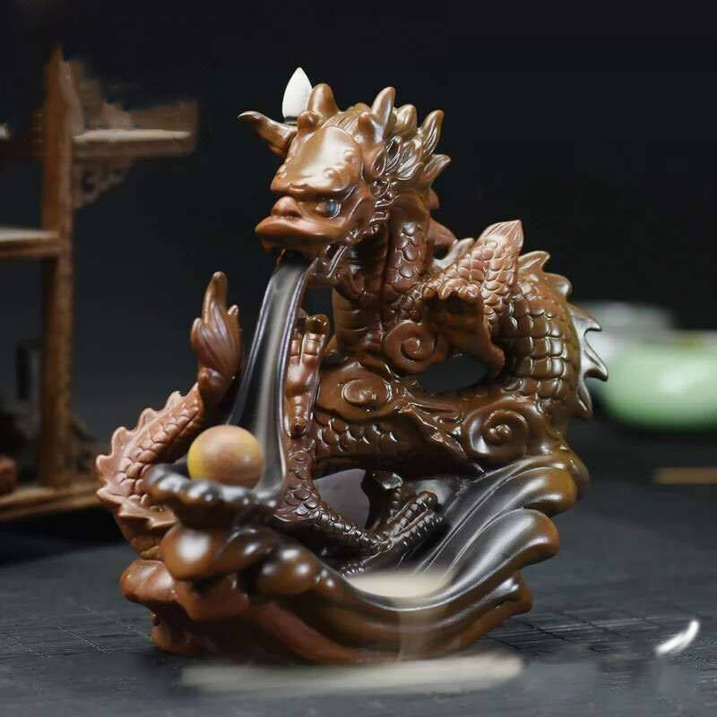 Thác khói trầm hương rồng